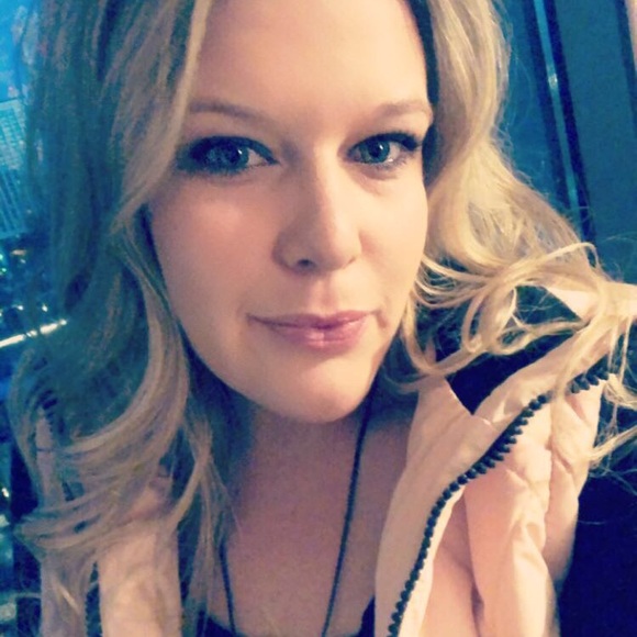 Meet your Posher, Kristi - Picture 4 of 4